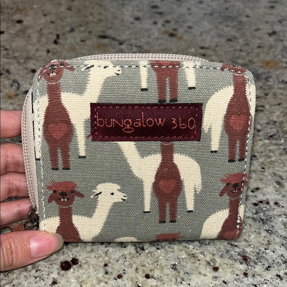 Bungalow 360 Kids Llama Wallet - Gray and Brown
